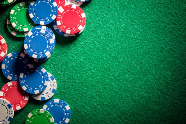 live bet Free Fire mobile screen with live casino table view